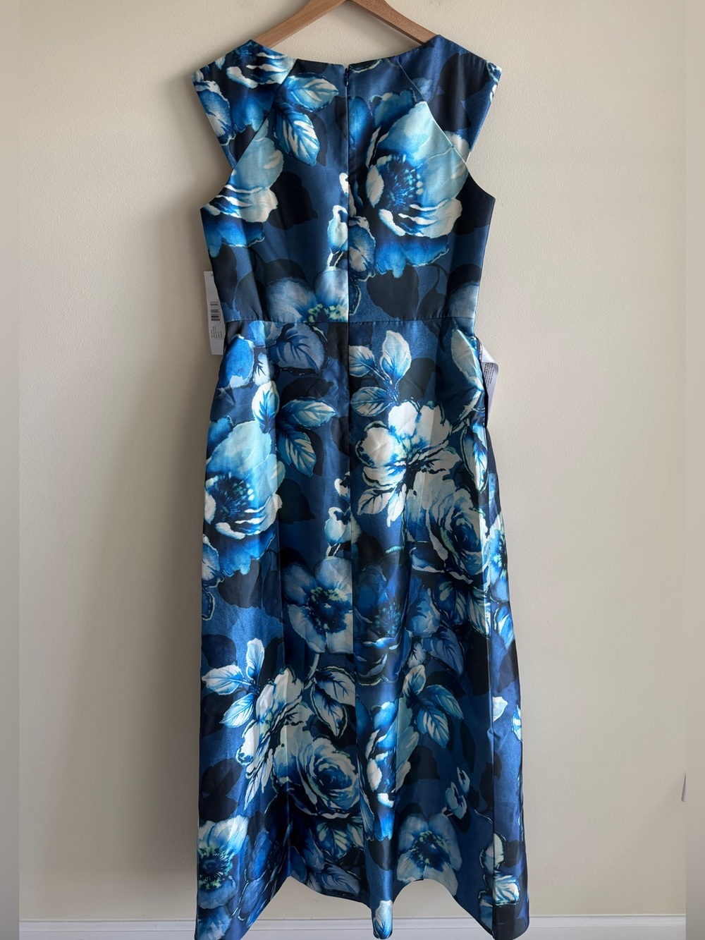 Kay Unger Kate Floral Pleated Gown Blue Dark Ink Size 12 NWT $358 - Picture 9 of 12